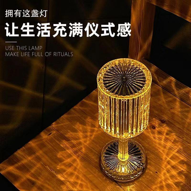 モダンな高級クリスタルテーブルランプ、寝室の家の装飾用のクリ - Bedroom Lighting Decor Ideas のレビューと価格
