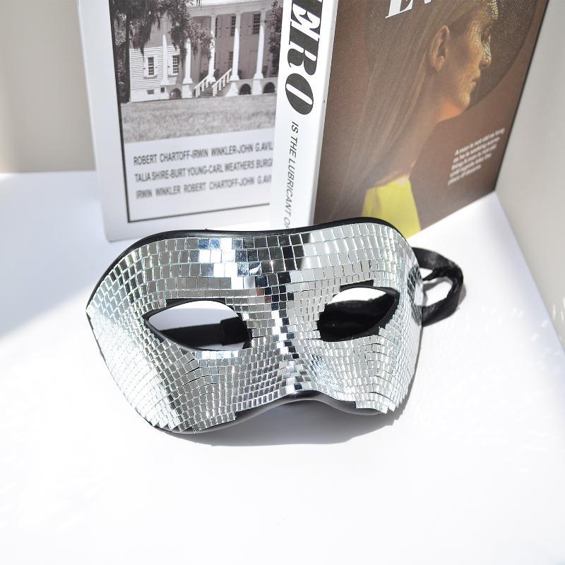 ディスコブライトボールグリッターフェイスマスクミラーアイカバ - Disco Ball Mirror のレビューと価格