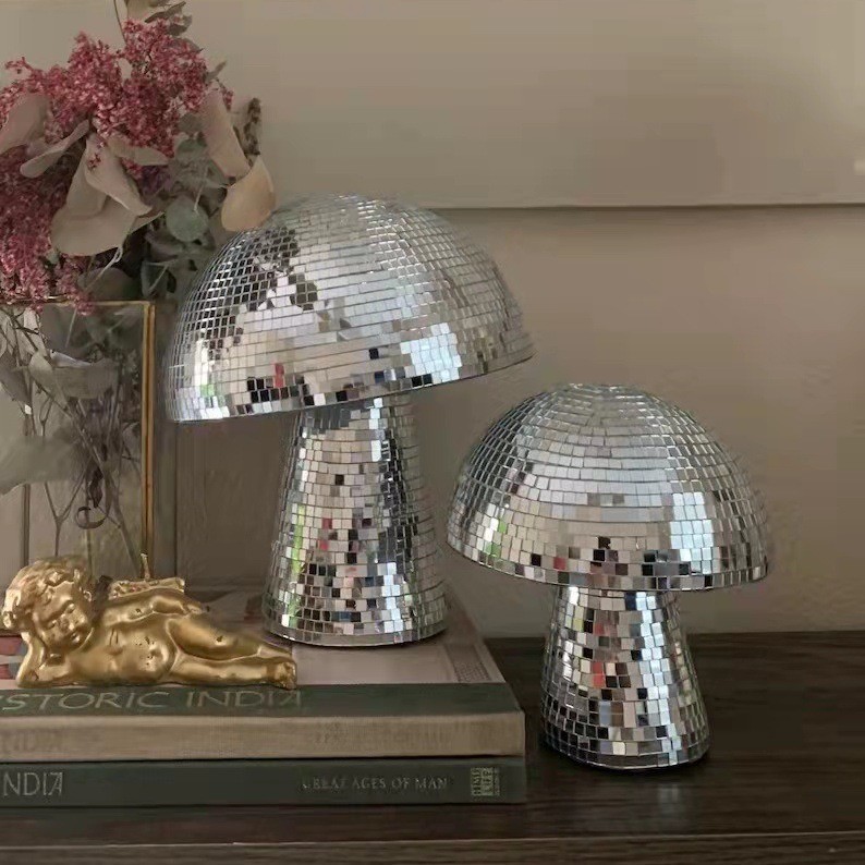 マッシュルームディスコボールミラーガラスタイルホリデーデコレ - Disco Ball Mirror のレビューと価格