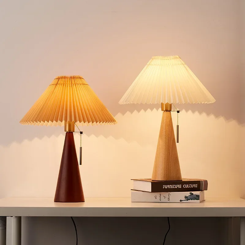 レトロプリーツテーブルランプ北欧無垢材ライト研究読書用寝室の - Decor Lighting Lamps のレビューと価格